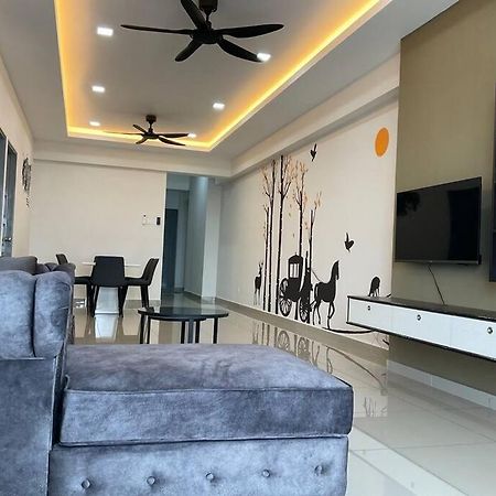 Happy Homestay Thevenus Sitiawan Zewnętrze zdjęcie