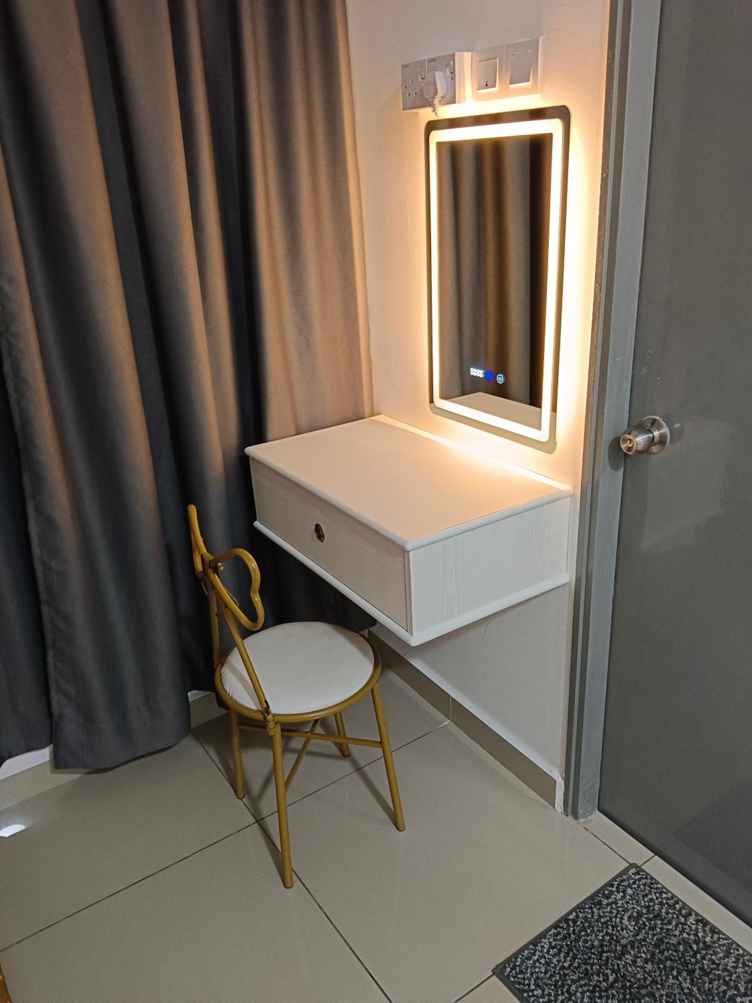 Happy Homestay Thevenus Sitiawan Zewnętrze zdjęcie
